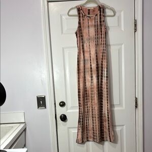 Heart & hips brand maxi dress. Size Large